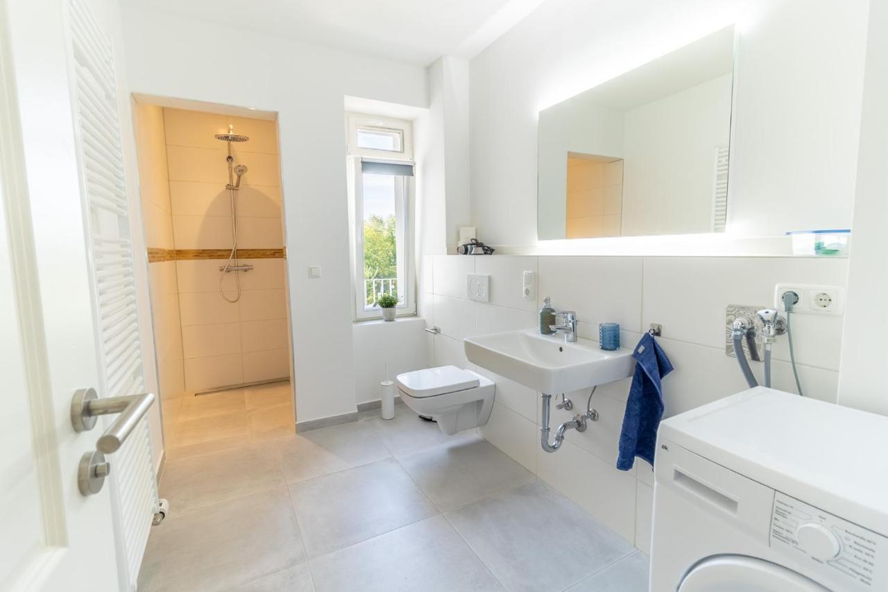 Апартаменты *Neu* 2 Zi, Offene Kueche, Balkon Пирна Экстерьер фото