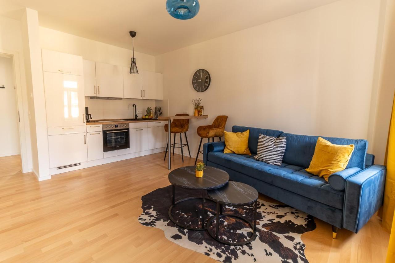 Апартаменты *Neu* 2 Zi, Offene Kueche, Balkon Пирна Экстерьер фото