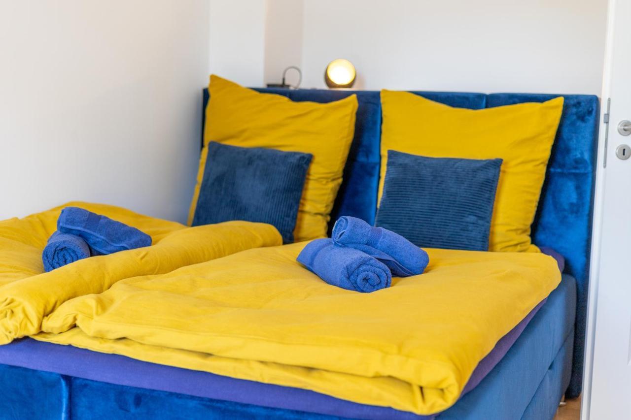 Апартаменты *Neu* 2 Zi, Offene Kueche, Balkon Пирна Экстерьер фото